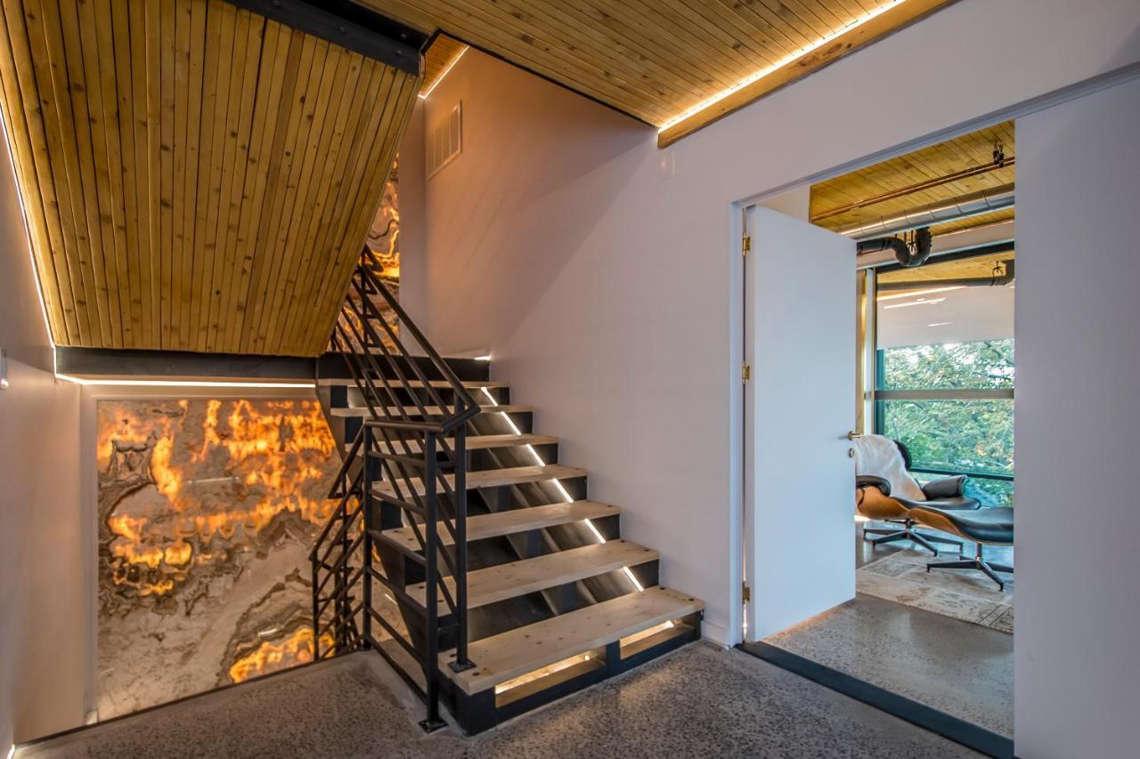 The Halifax Rooftop - Cozy Spa B&B ภายนอก รูปภาพ