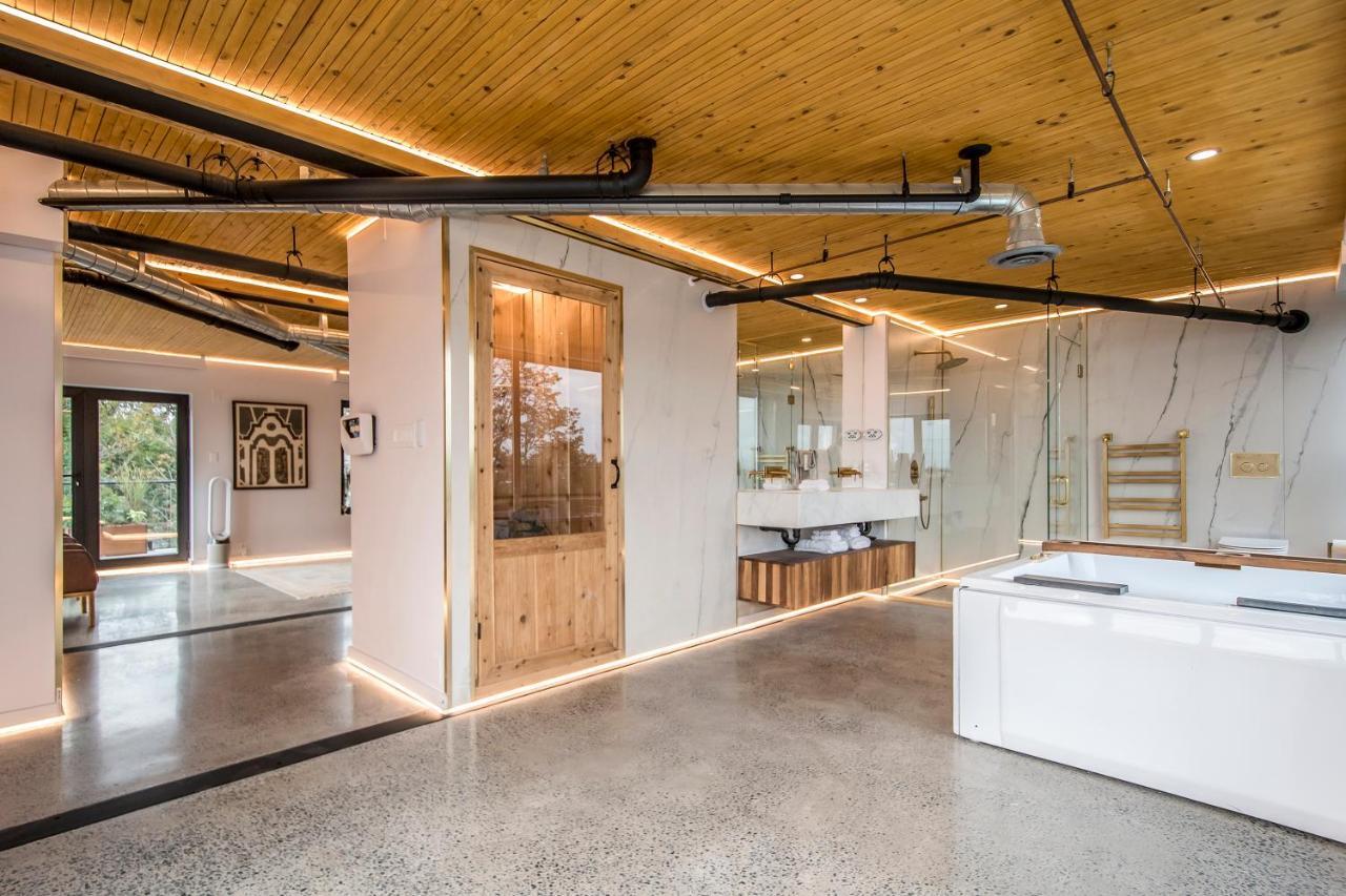 The Halifax Rooftop - Cozy Spa B&B ภายนอก รูปภาพ